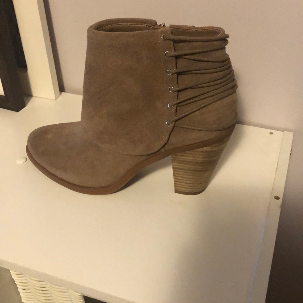 Jessica Simpson bootie